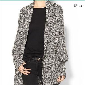 Hive & Honey Shawl Sweater Size Small